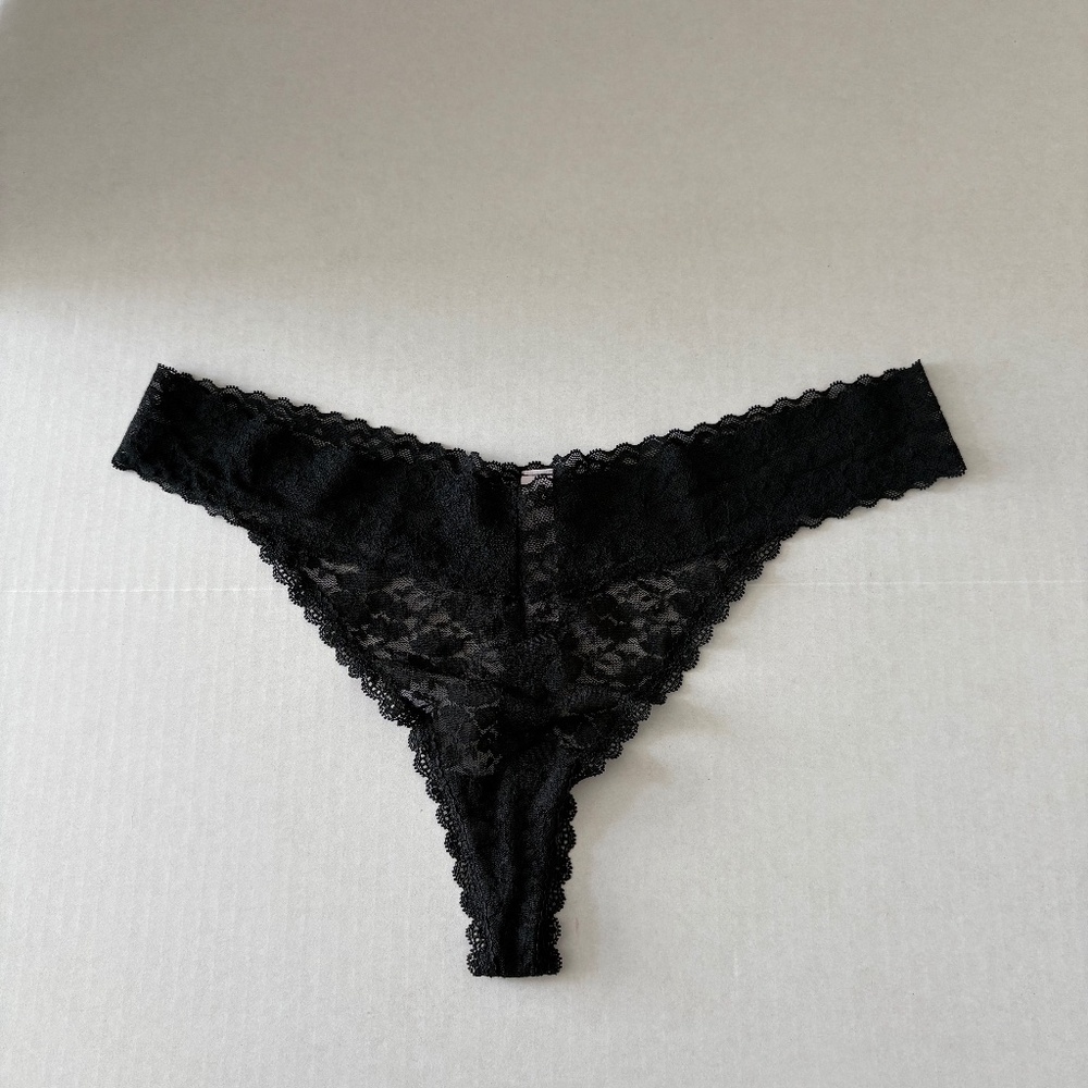 Auden Lace Black Thong - Size XL‎ - In Bag.